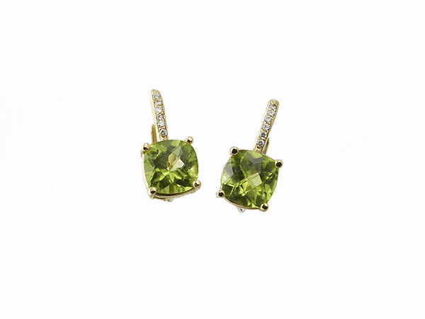 Gen Peridot Checkerboard Square Lever earrings with Diamonds on top